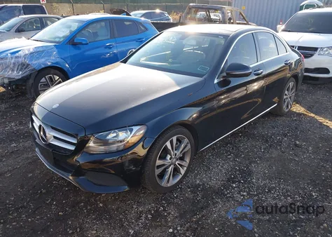 2016 Mercedes-Benz C 300 из США, поврежденный, VIN 55SWF4JB7GU077491